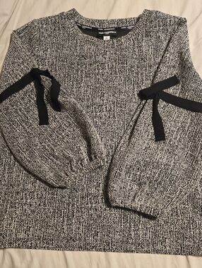 Karl Lagerfeld Paris Textured Knit Blouse Black White Balloon Sleeve Bow Top Siz